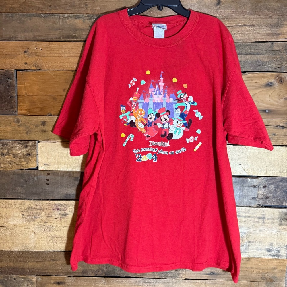 Disneyland Resort Christmas Mickey Mouse TShirt 2004 Size XL/XXL Unisex‎ Vintage